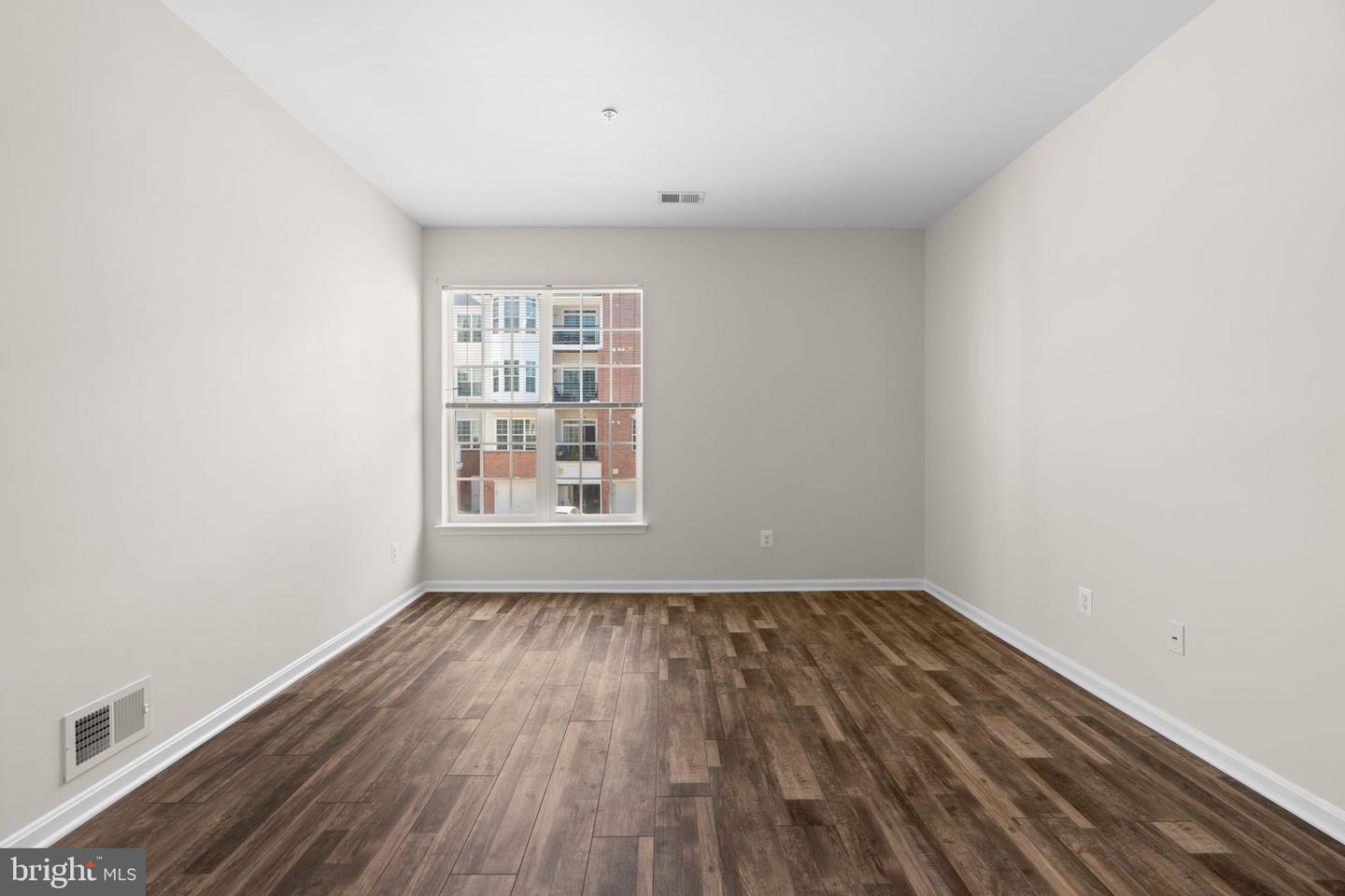 8800 BOSLEY ROAD Unit: 208