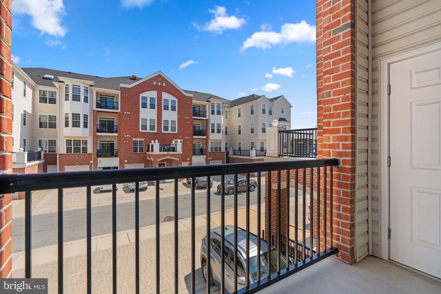 8800 BOSLEY ROAD Unit: 208