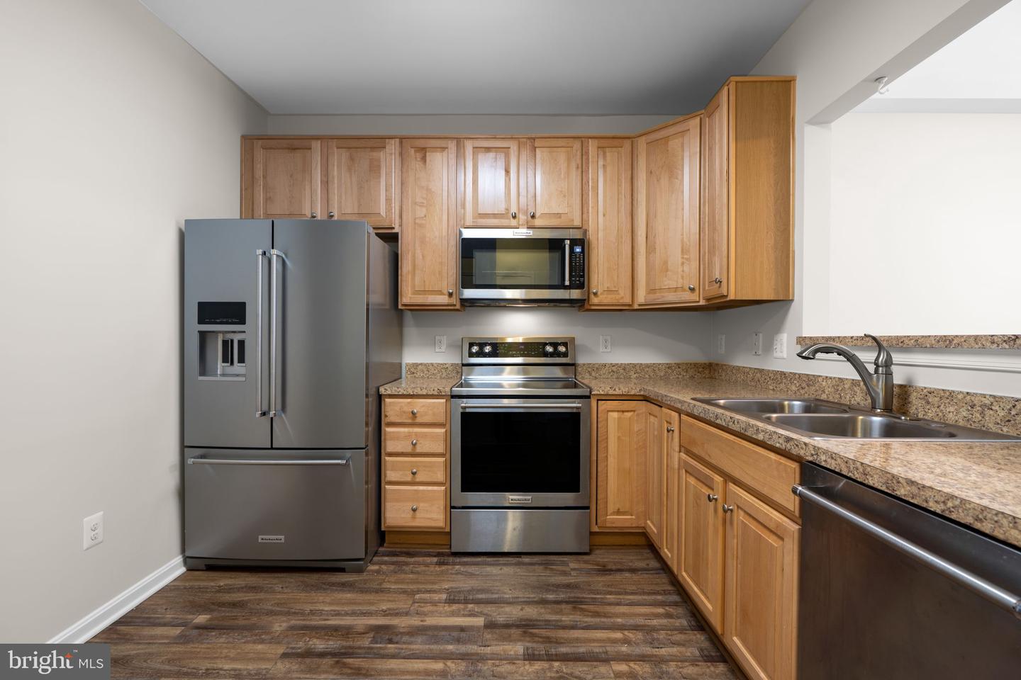 8800 BOSLEY ROAD Unit: 208