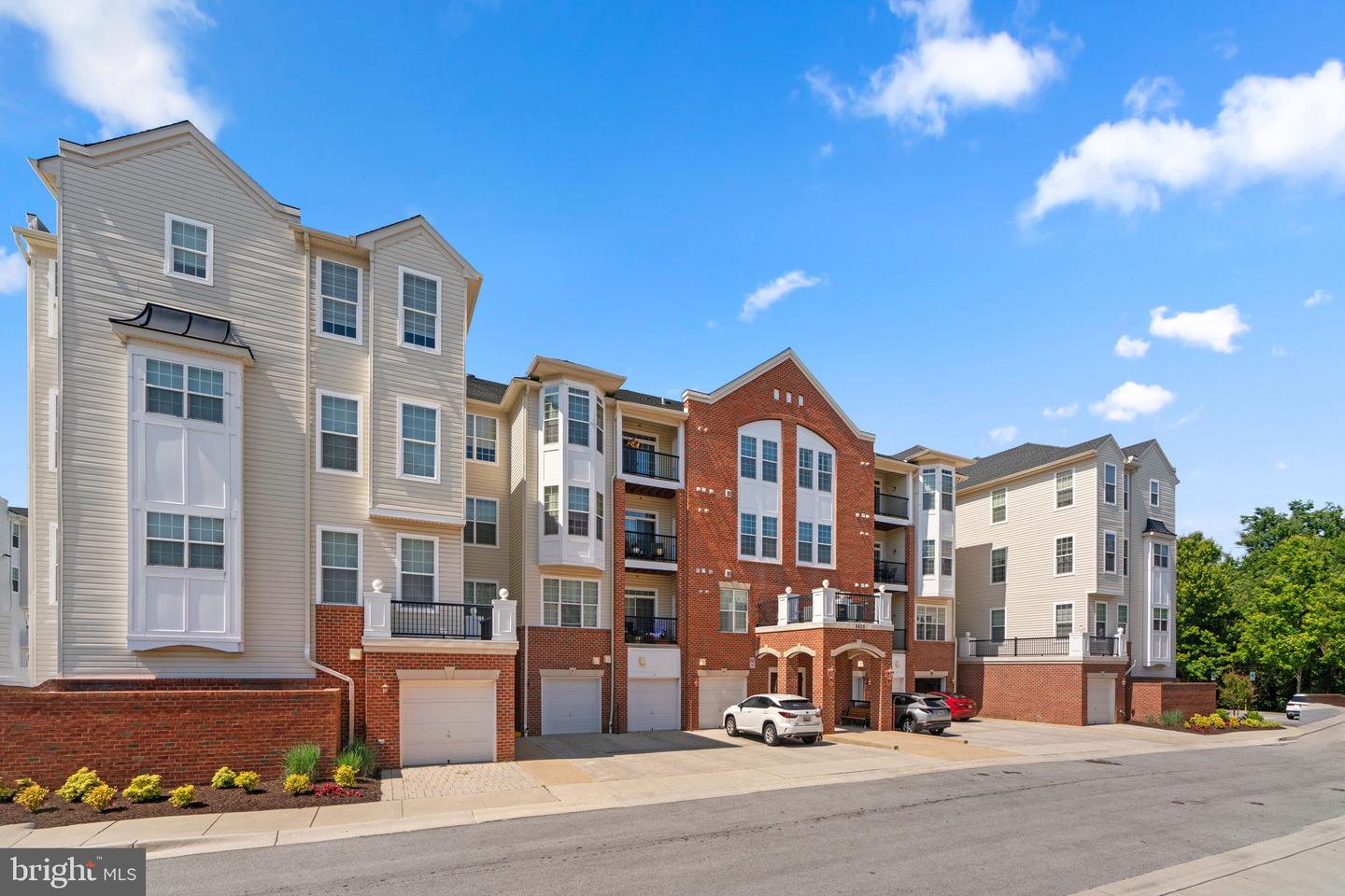 8800 BOSLEY ROAD Unit: 208