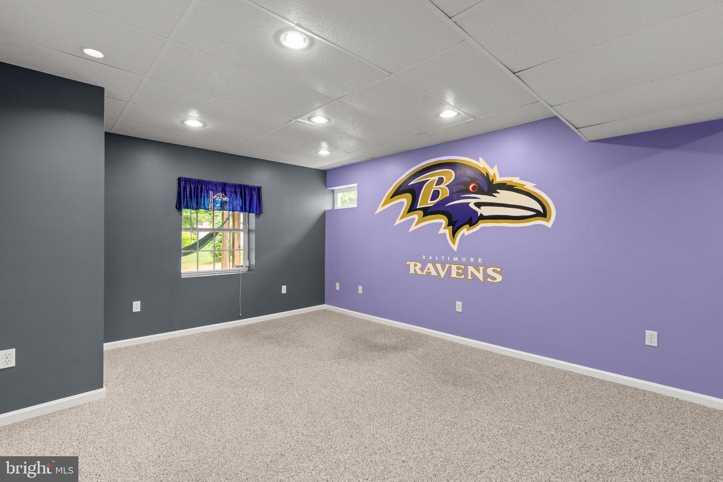 2186 OAK FOREST DRIVE