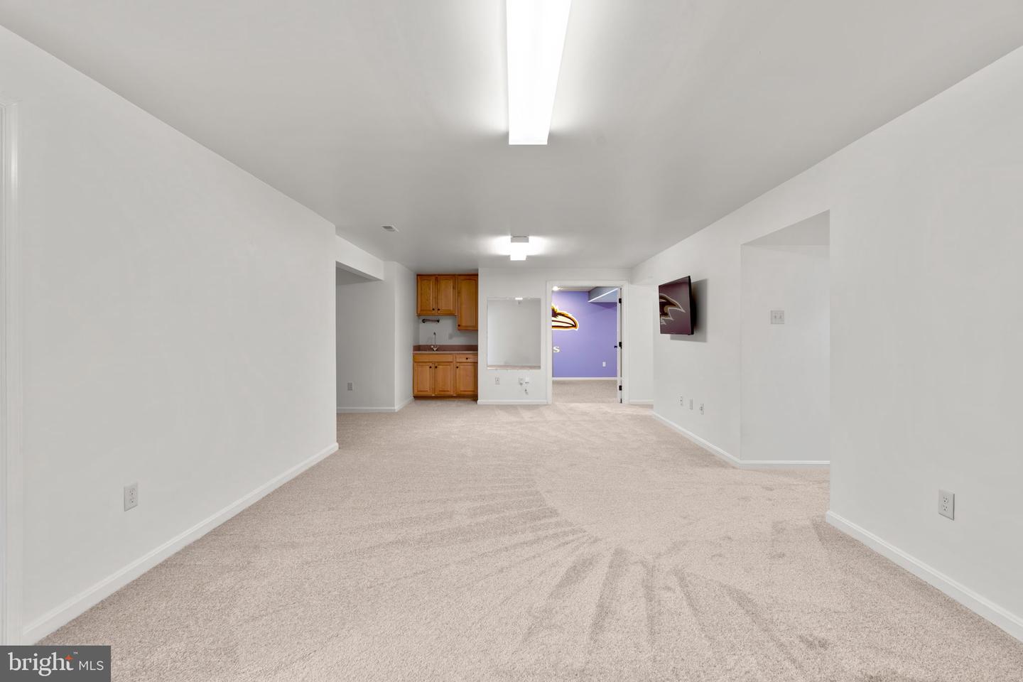 2186 OAK FOREST DRIVE