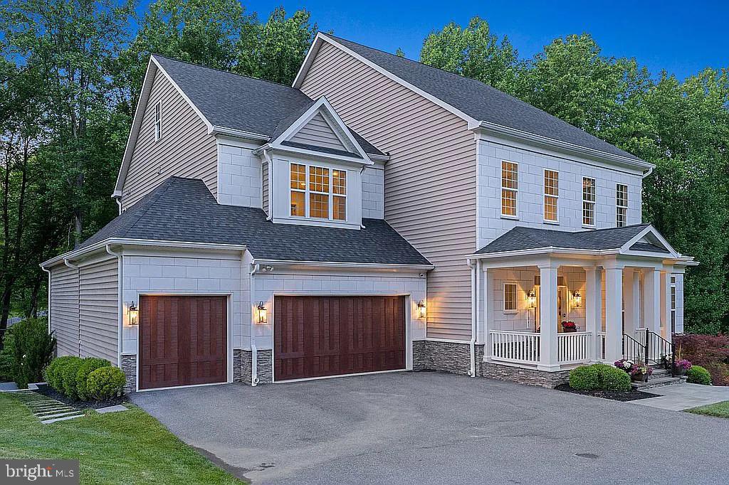 11041 FUZZY HOLLOW WAY