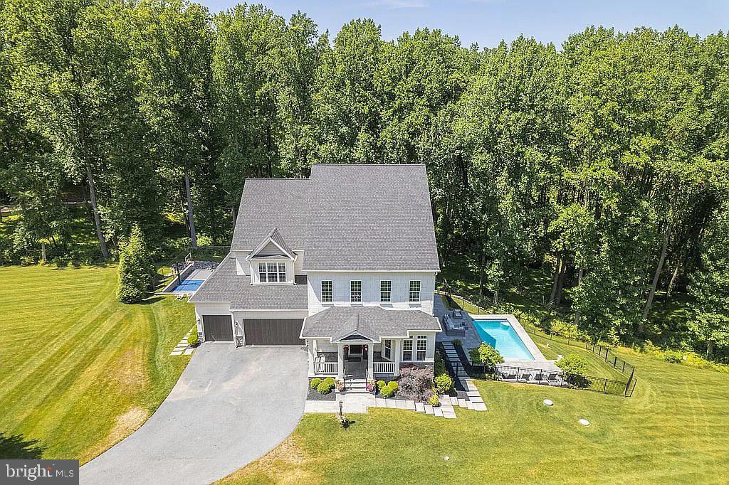 11041 FUZZY HOLLOW WAY