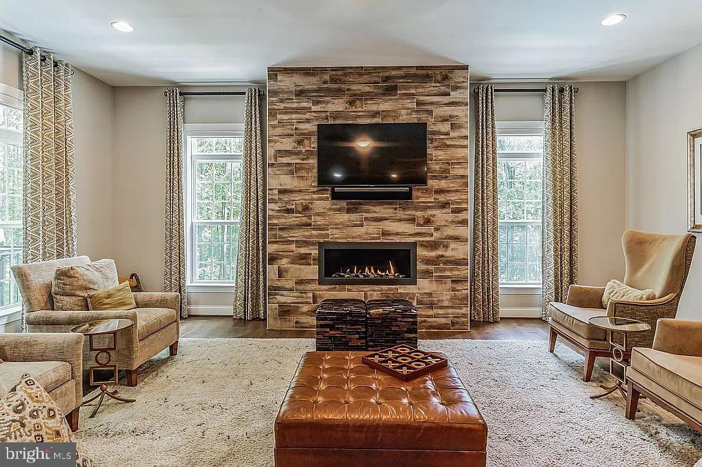 11041 FUZZY HOLLOW WAY