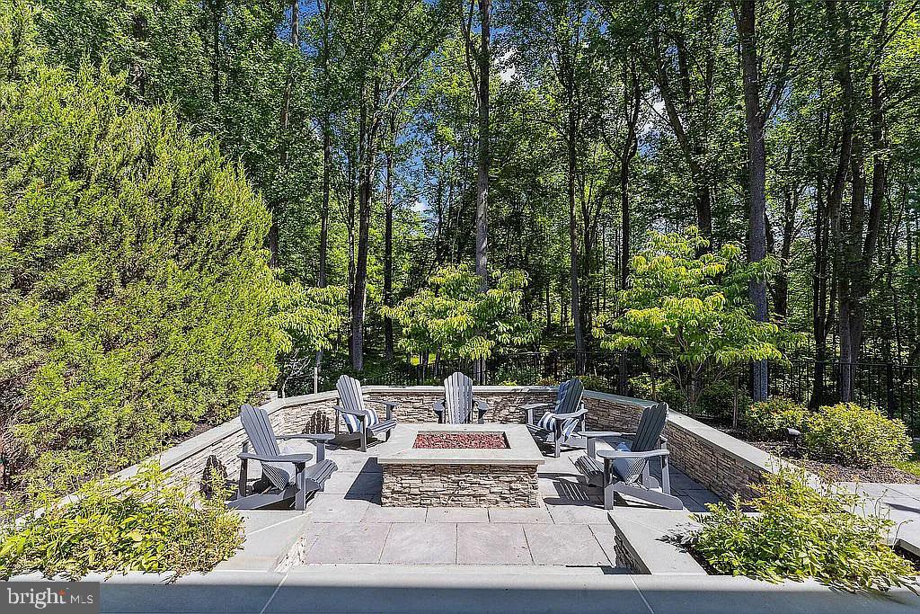 11041 FUZZY HOLLOW WAY