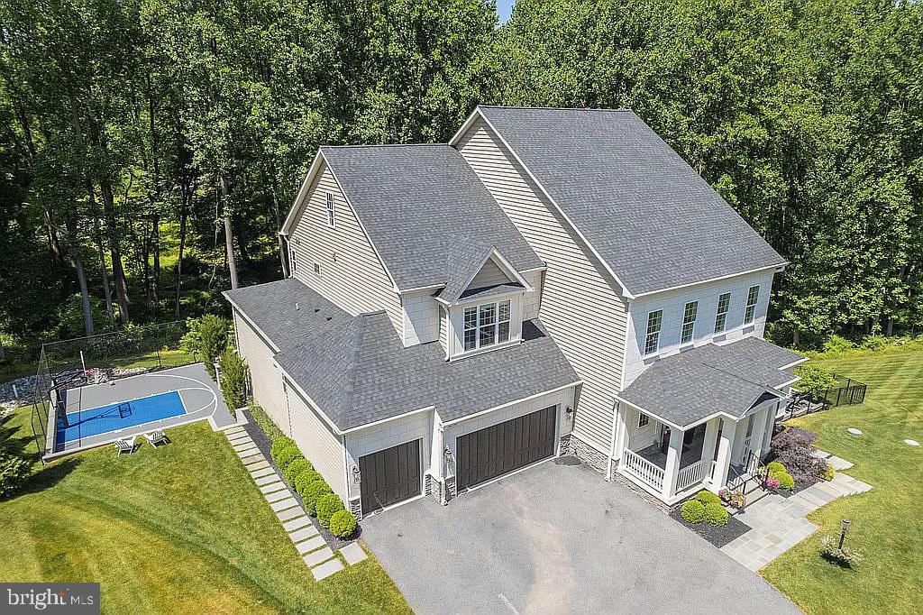 11041 FUZZY HOLLOW WAY