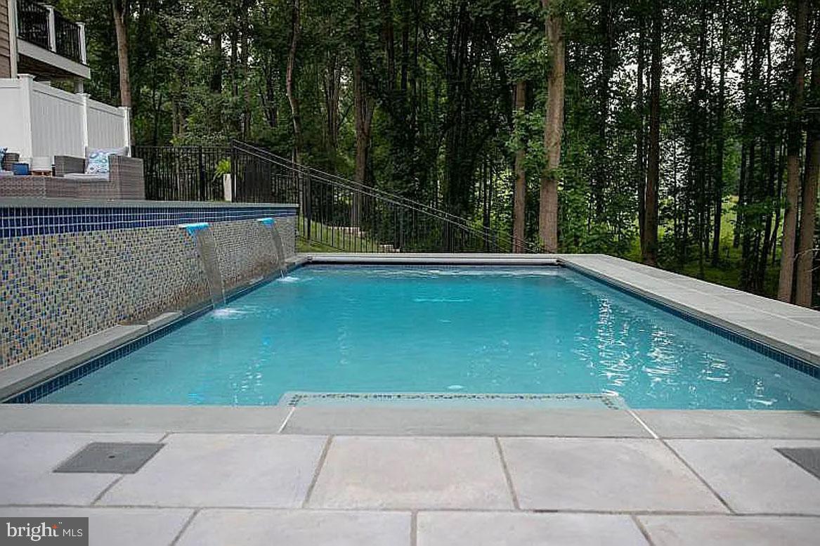 11041 FUZZY HOLLOW WAY