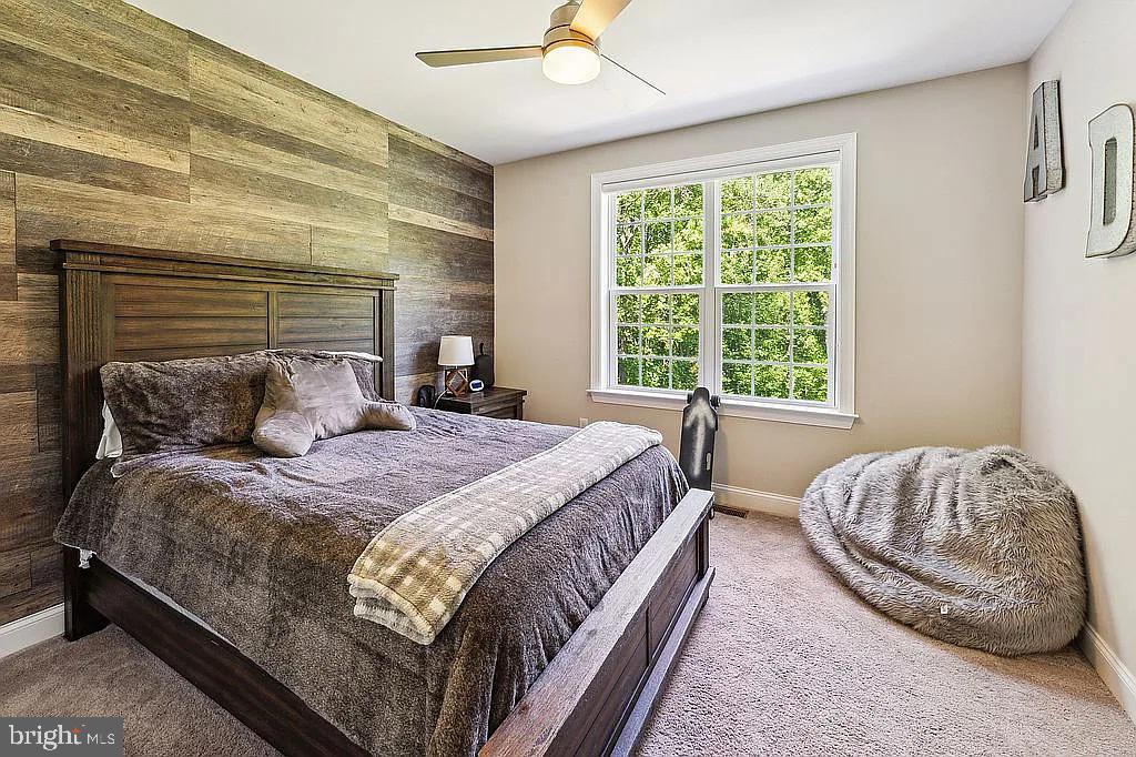 11041 FUZZY HOLLOW WAY