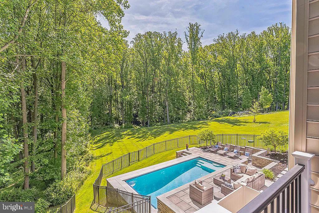 11041 FUZZY HOLLOW WAY