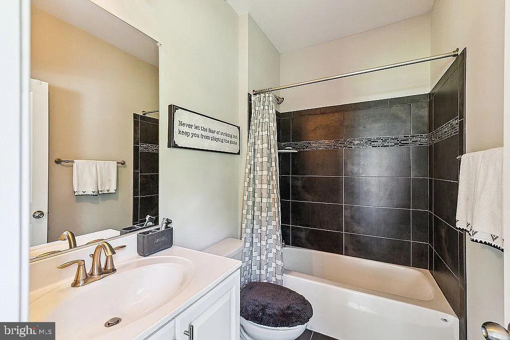 11041 FUZZY HOLLOW WAY