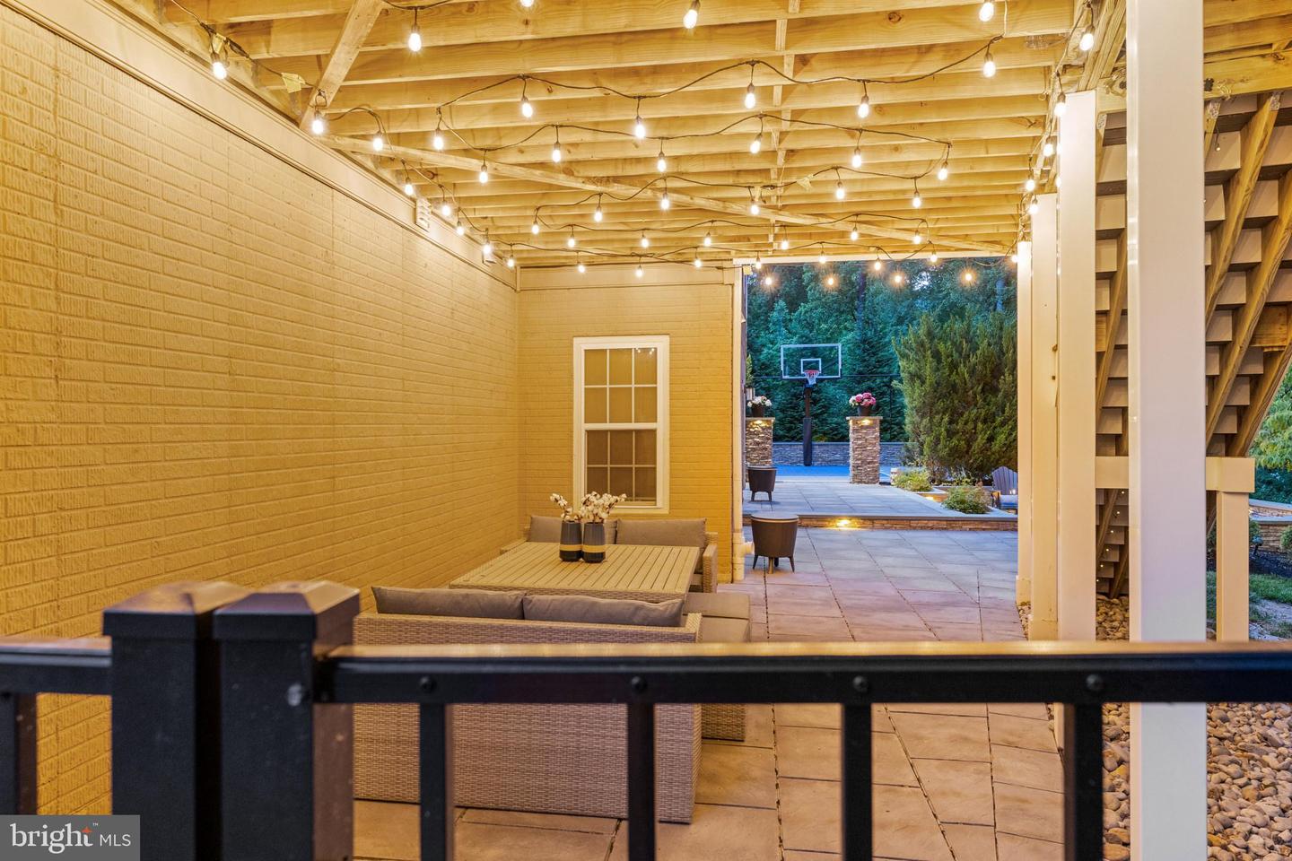 11041 FUZZY HOLLOW WAY