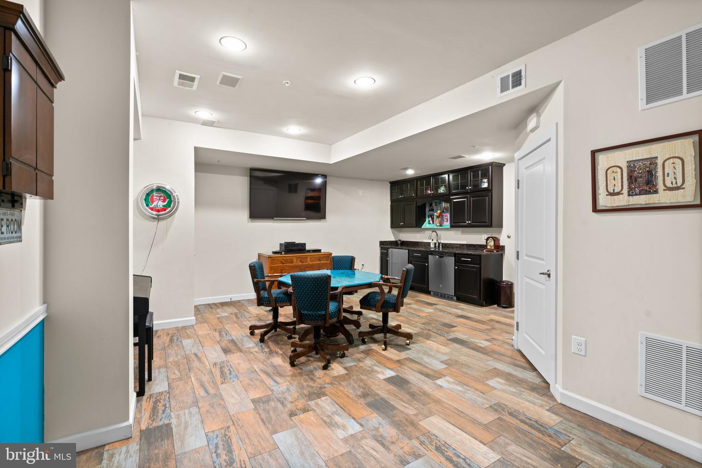 8131 VILLAGE CREST DRIVE Unit: 127