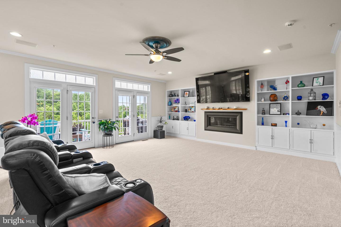 8131 VILLAGE CREST DRIVE Unit: 127