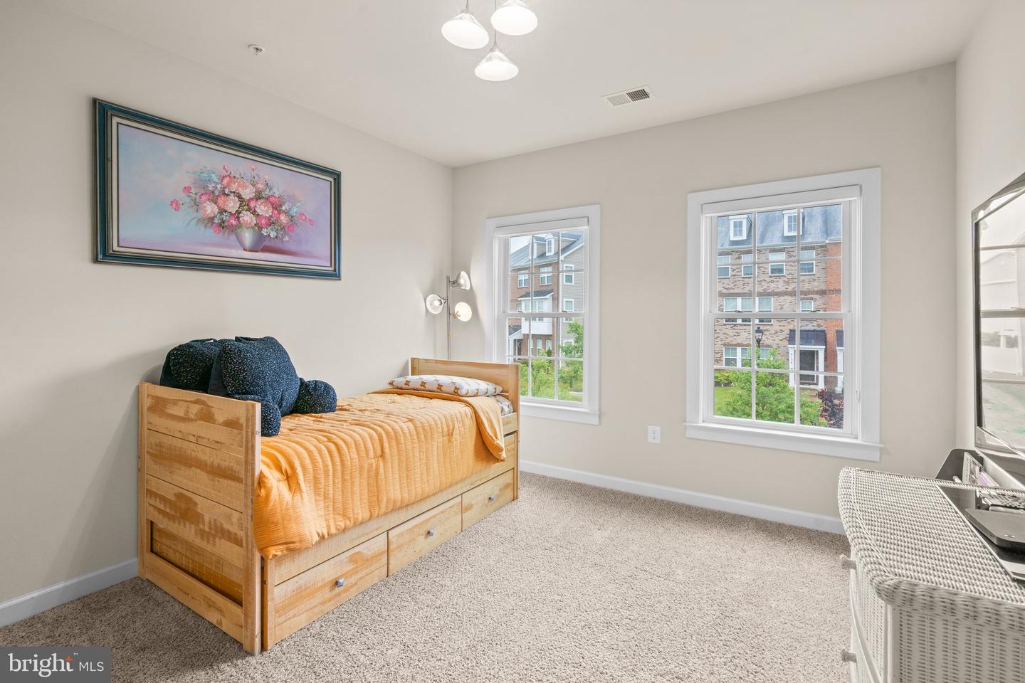 8131 VILLAGE CREST DRIVE Unit: 127