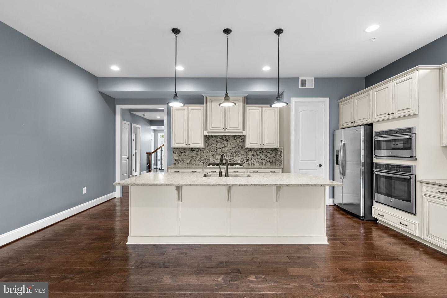 2684 EMMA STONE DRIVE