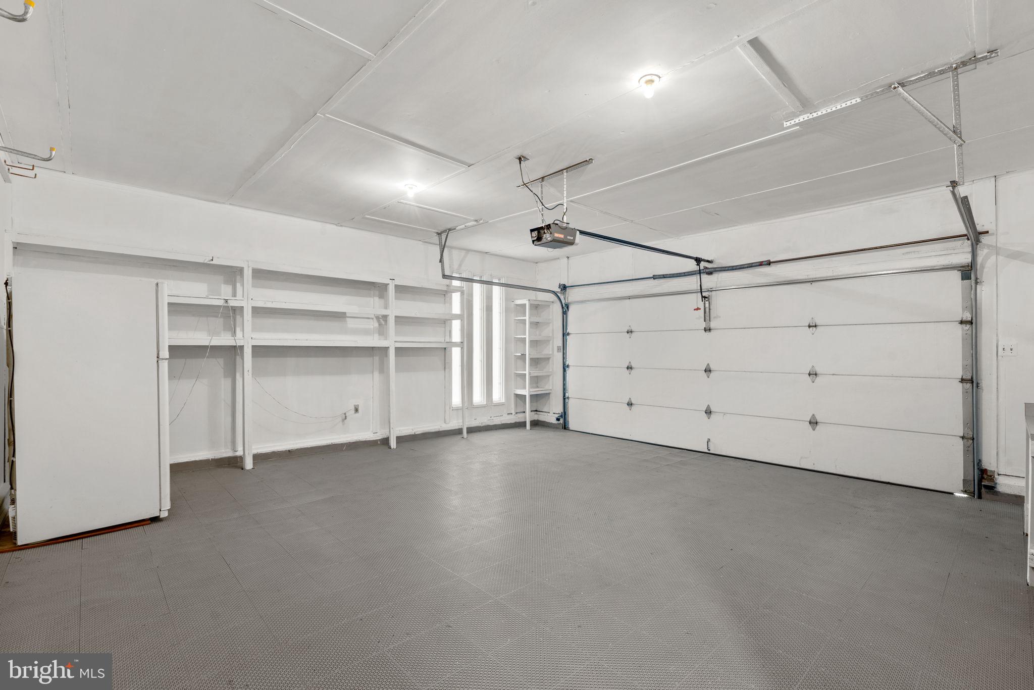 3560 COUNTRYSIDE DRIVE