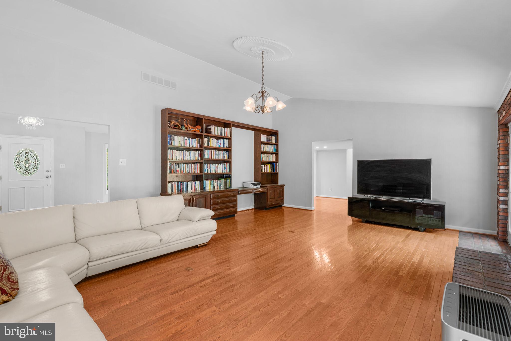 3560 COUNTRYSIDE DRIVE