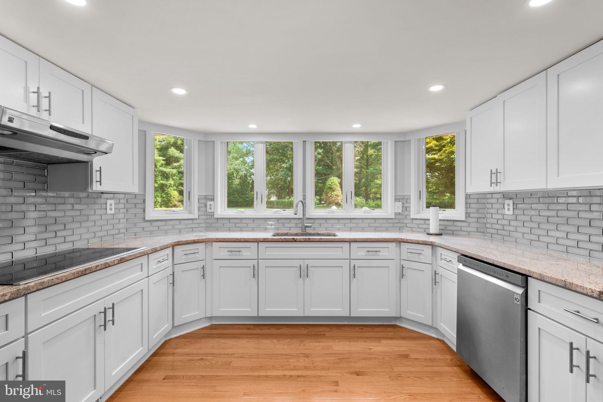 3560 COUNTRYSIDE DRIVE