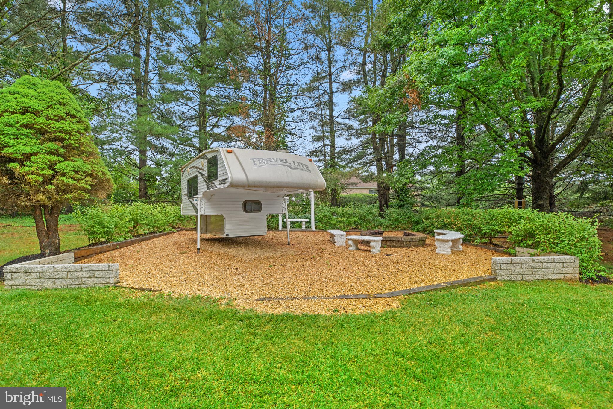 3560 COUNTRYSIDE DRIVE