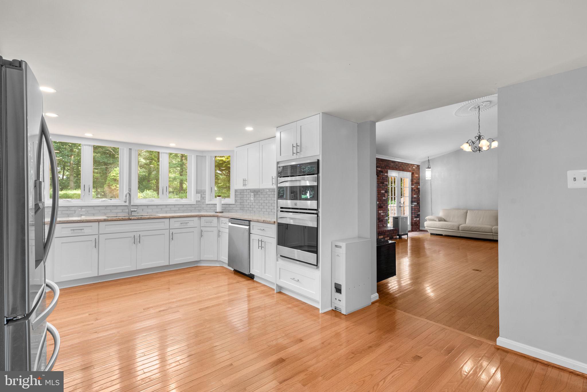 3560 COUNTRYSIDE DRIVE