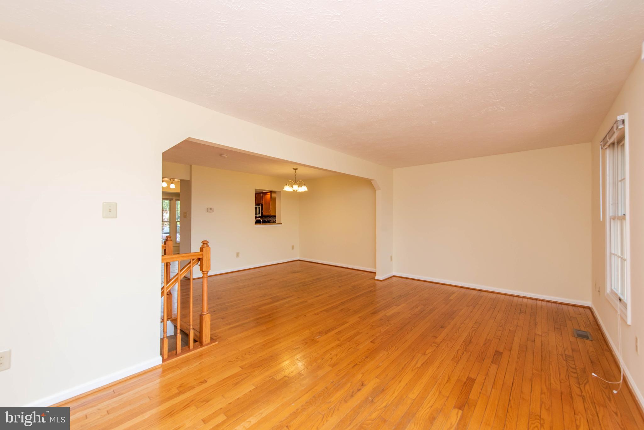 7932 BRIGHTMEADOW COURT