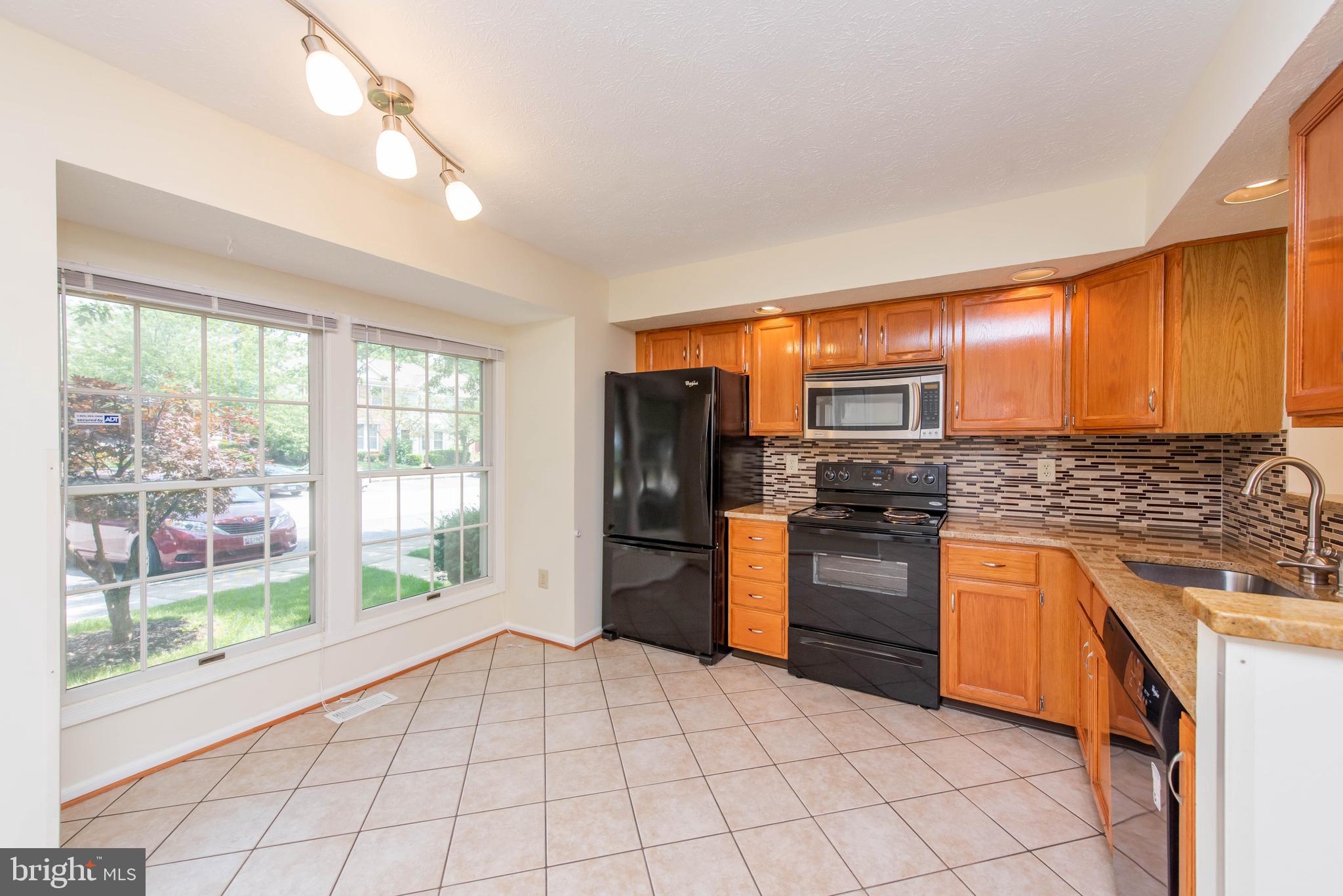 7932 BRIGHTMEADOW COURT