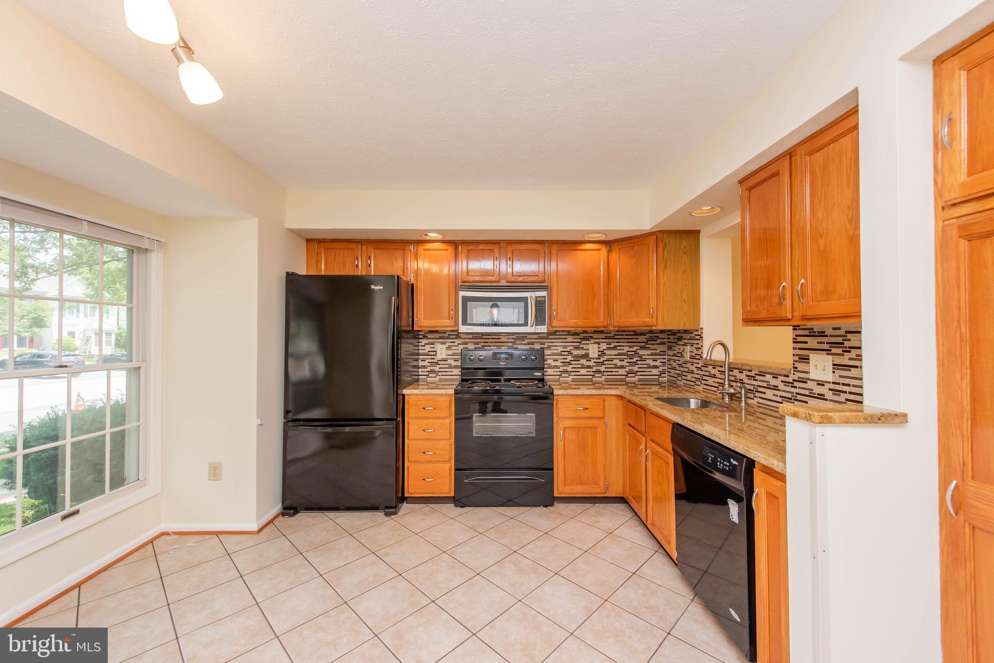 7932 BRIGHTMEADOW COURT