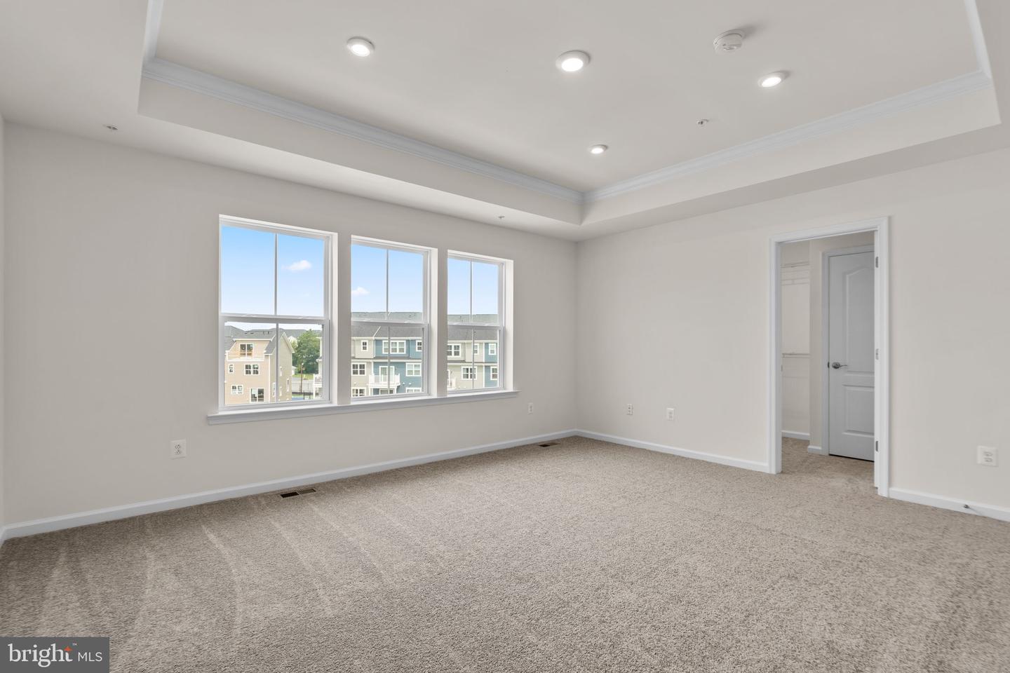 4631 CROSSING COURT Unit: B