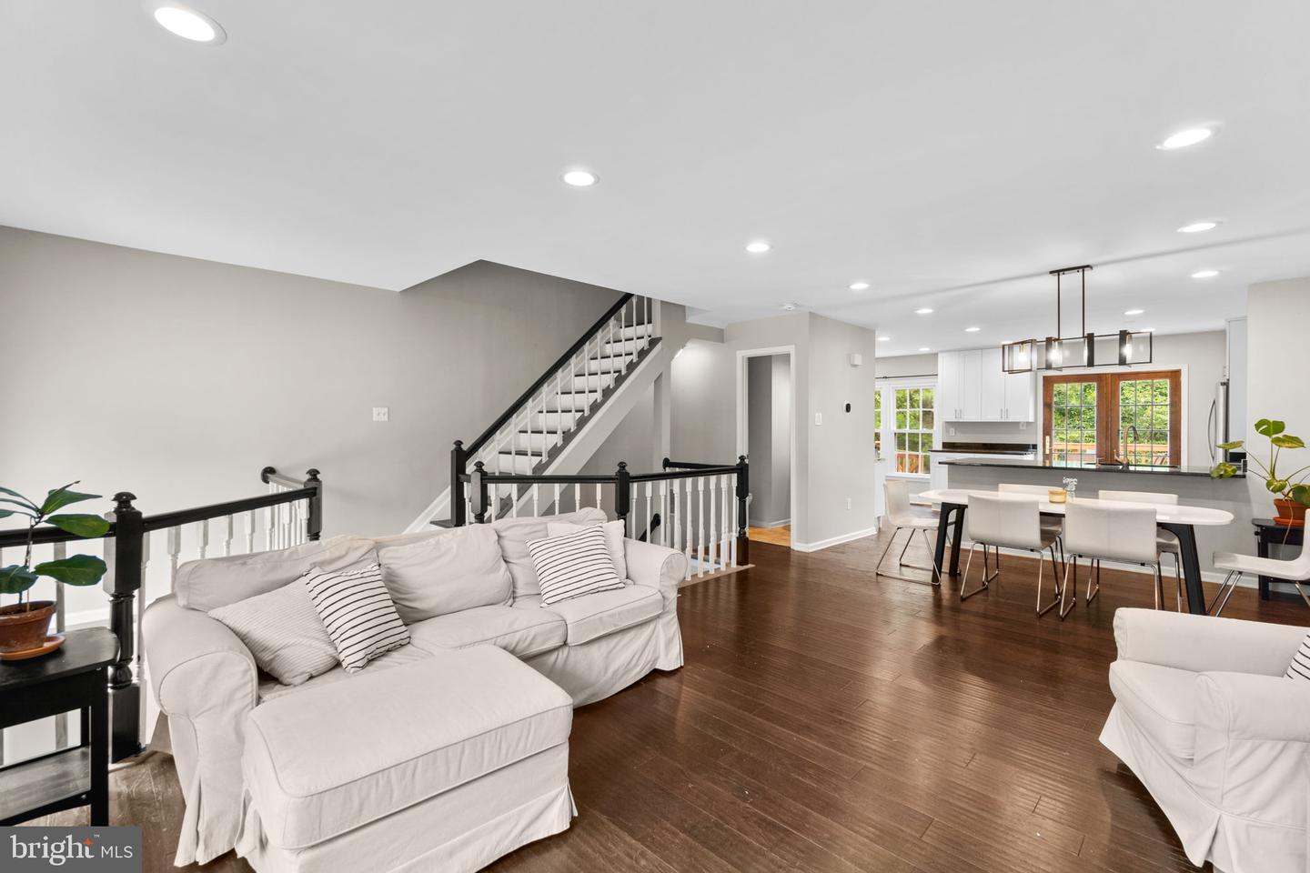 4705 RAMS HORN ROW