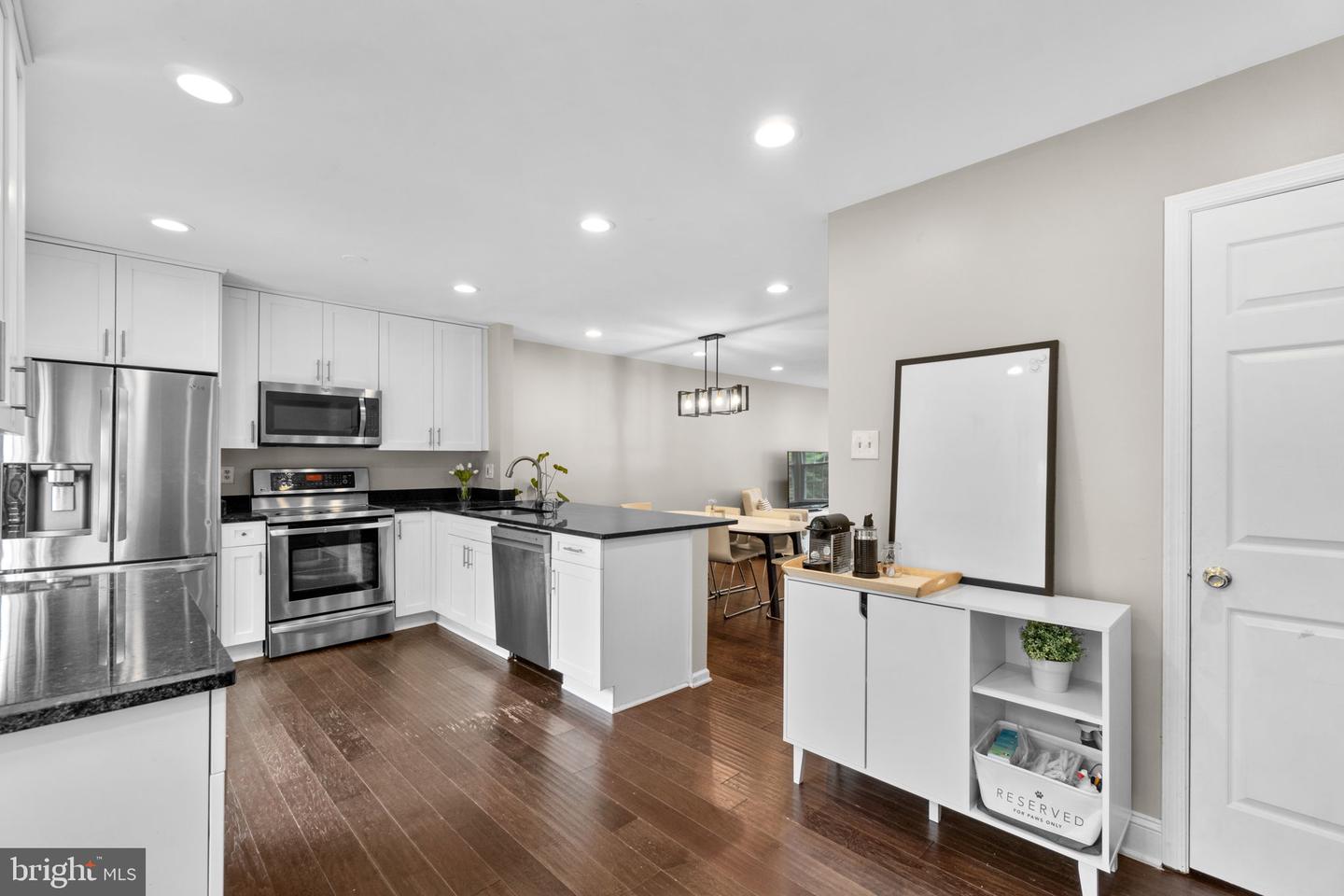 4705 RAMS HORN ROW
