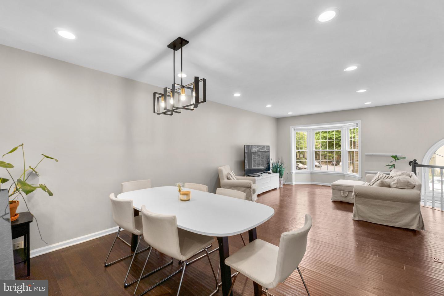4705 RAMS HORN ROW