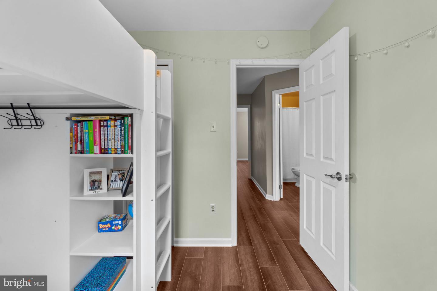 4705 RAMS HORN ROW
