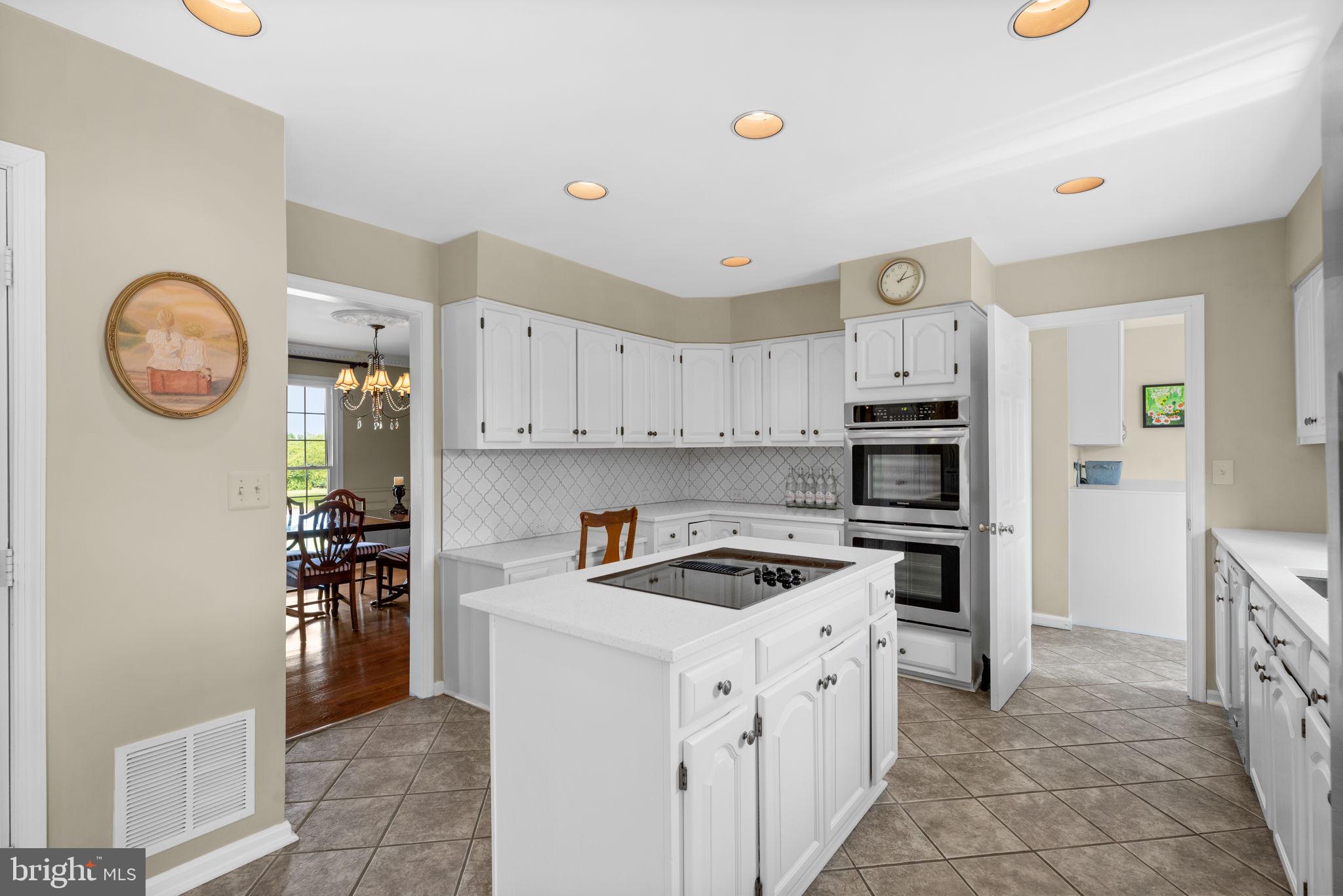 13002 12 TREES COURT