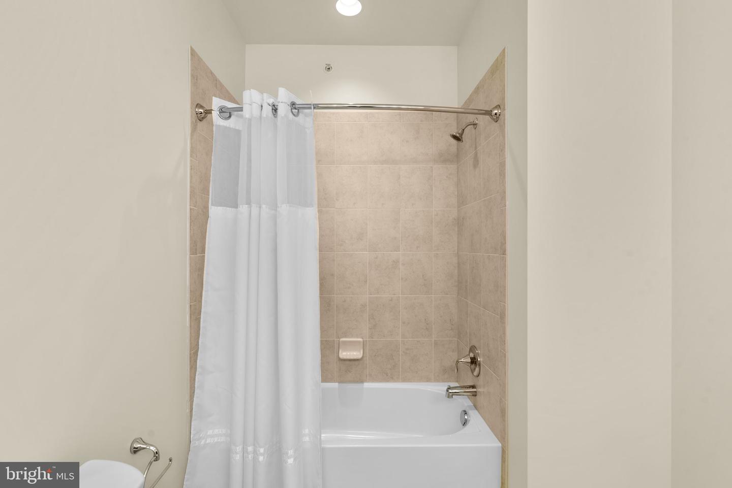 10942 FAIRMONT LANE