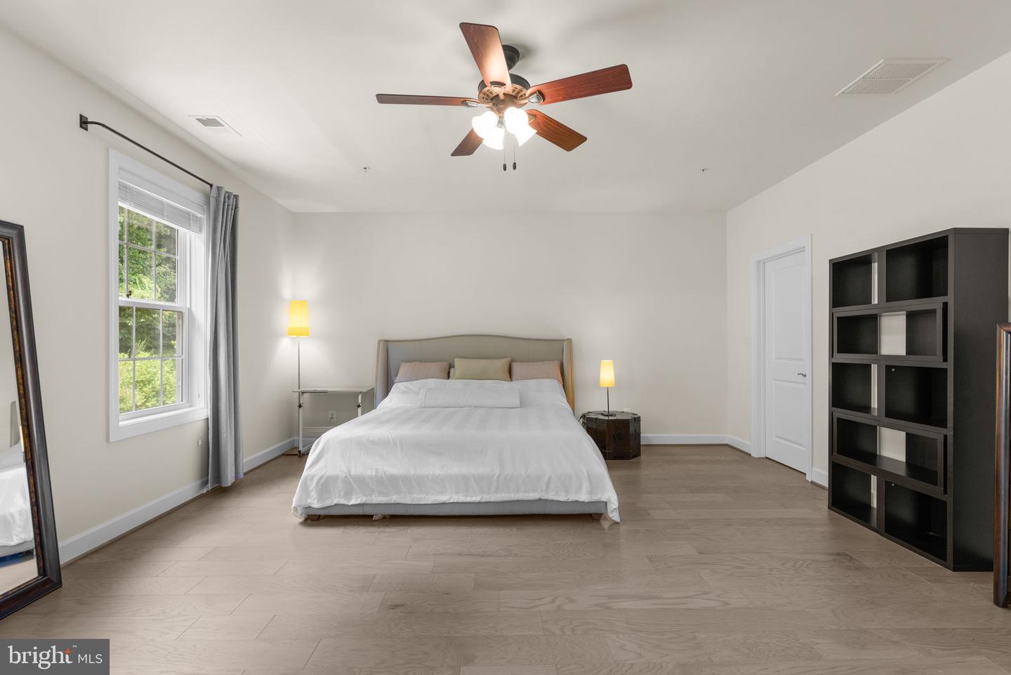 10942 FAIRMONT LANE