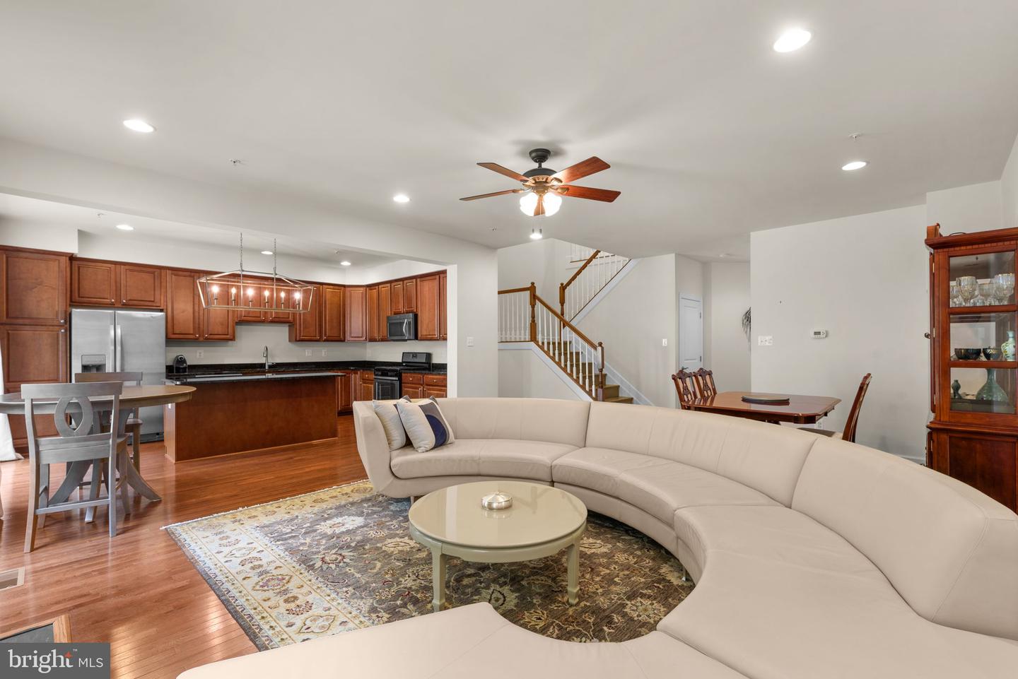 10942 FAIRMONT LANE