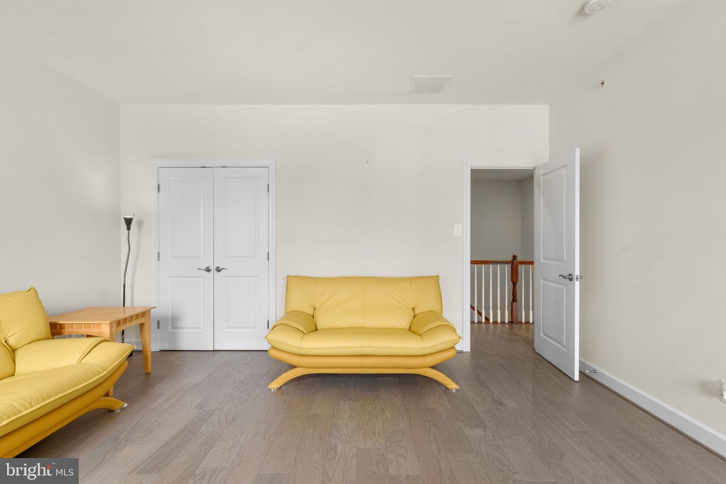 10942 FAIRMONT LANE