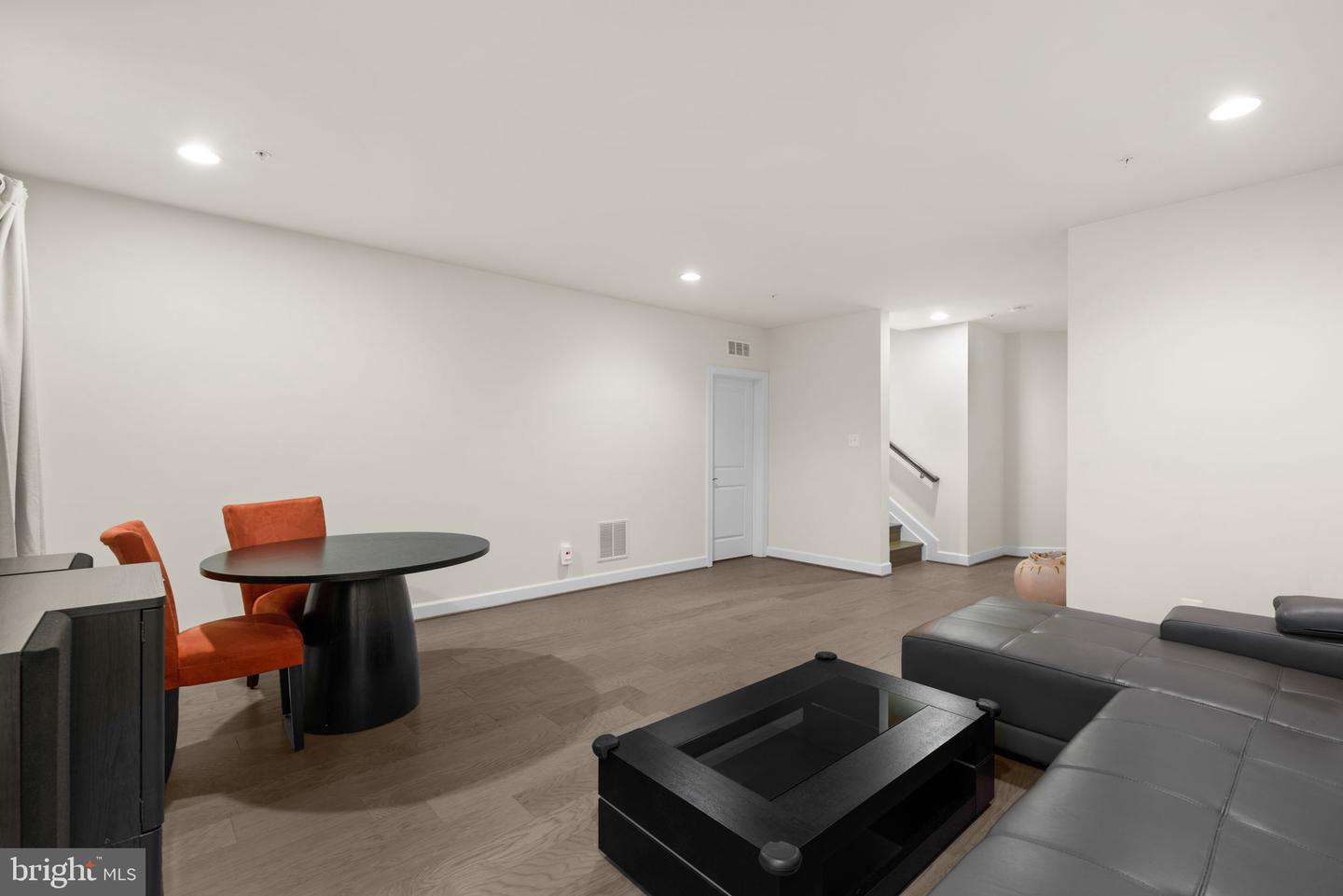 10942 FAIRMONT LANE