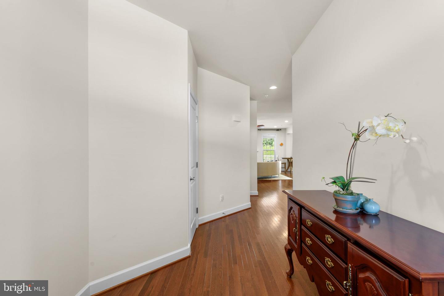 10942 FAIRMONT LANE