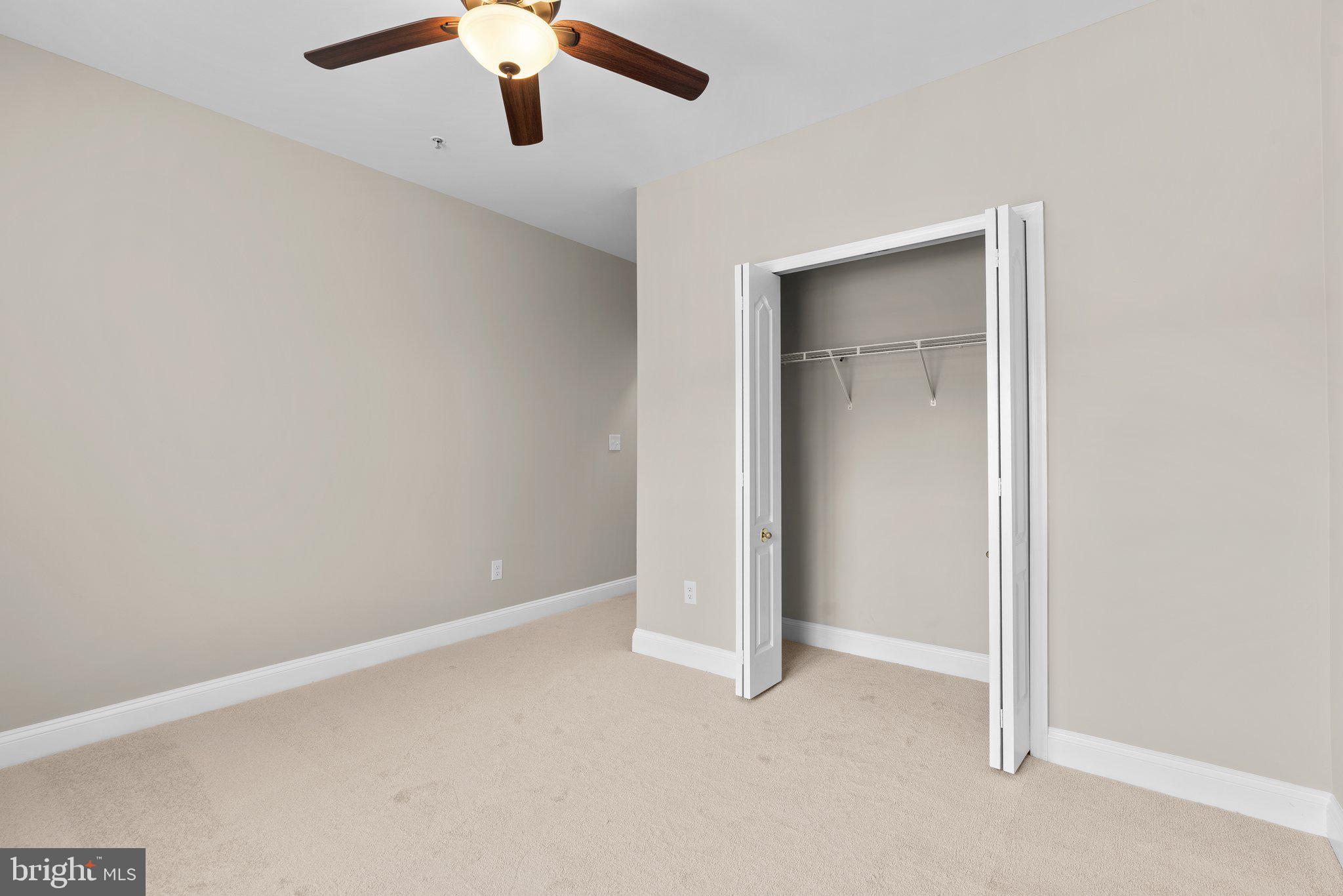 2100 GANTON GREEN Unit: 101