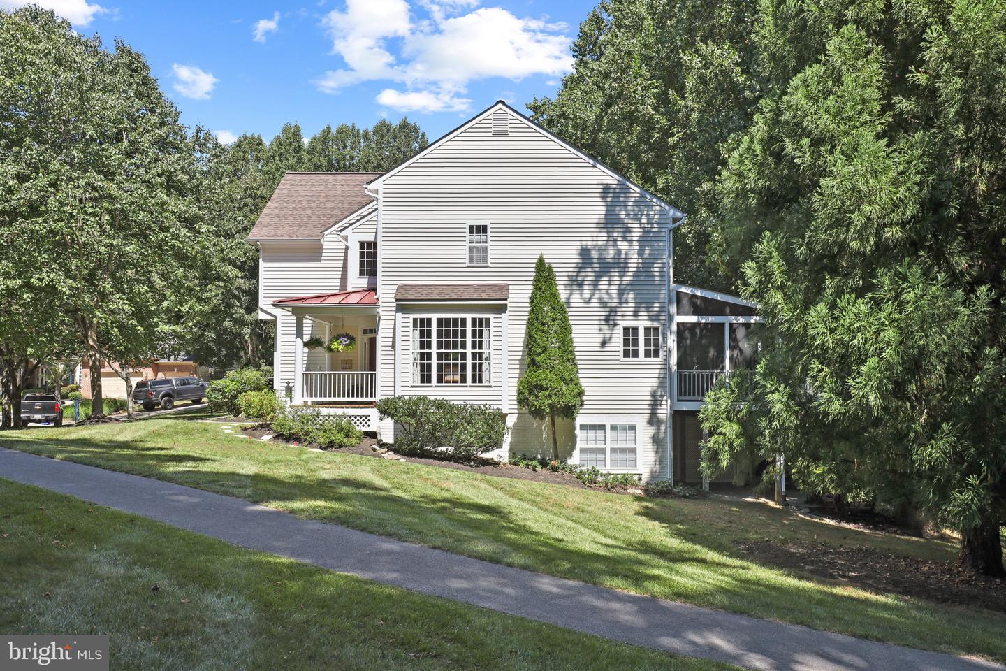 6460 SUNDOWN TRAIL