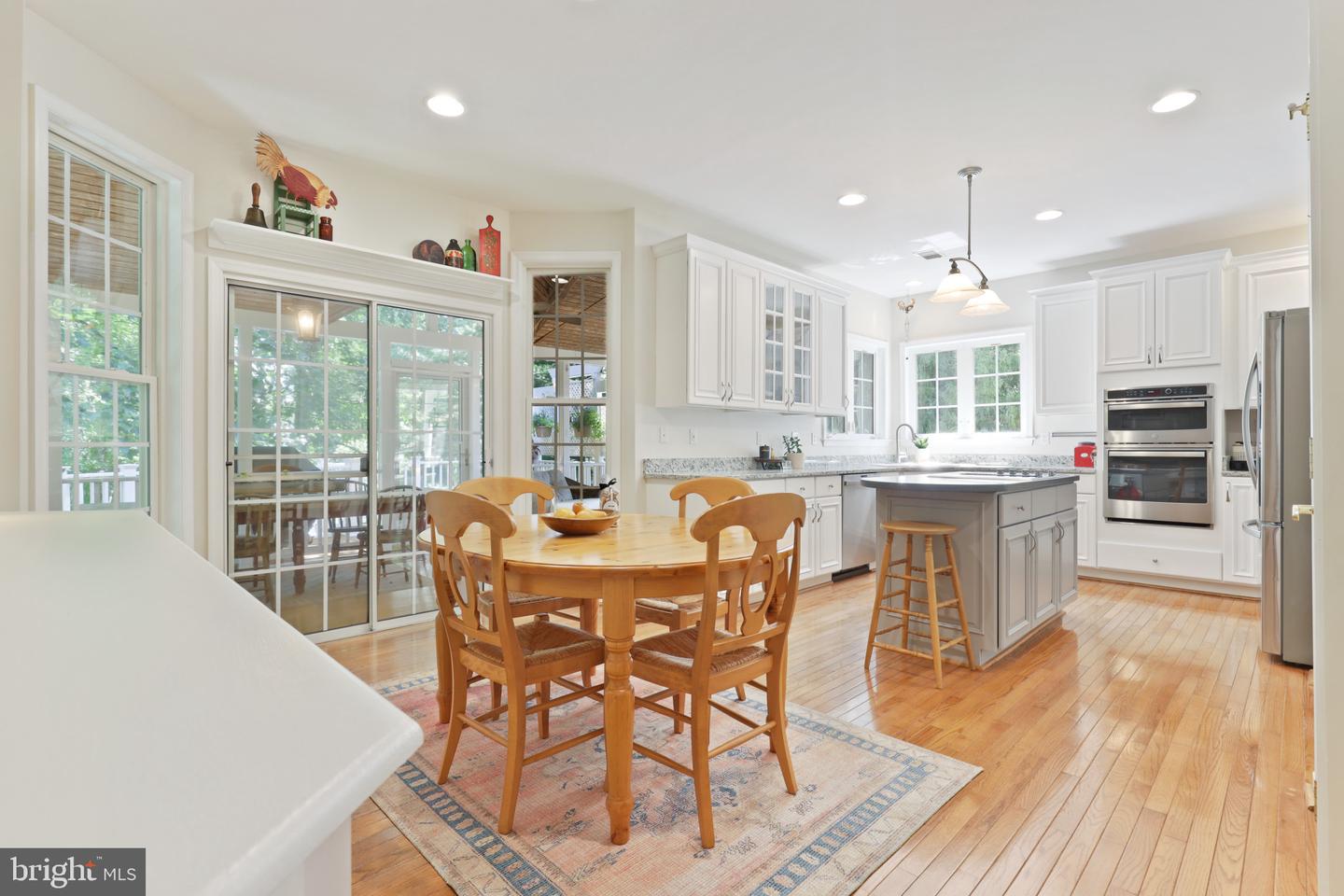 6460 SUNDOWN TRAIL