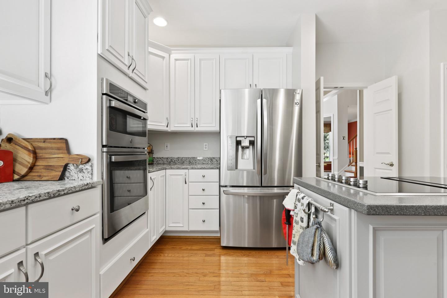 6460 SUNDOWN TRAIL