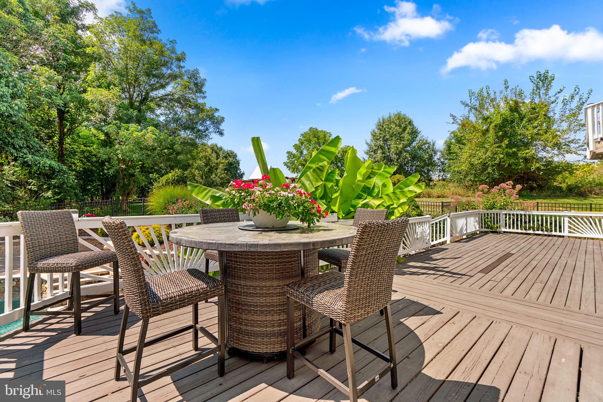 10379 WETHERBURN ROAD