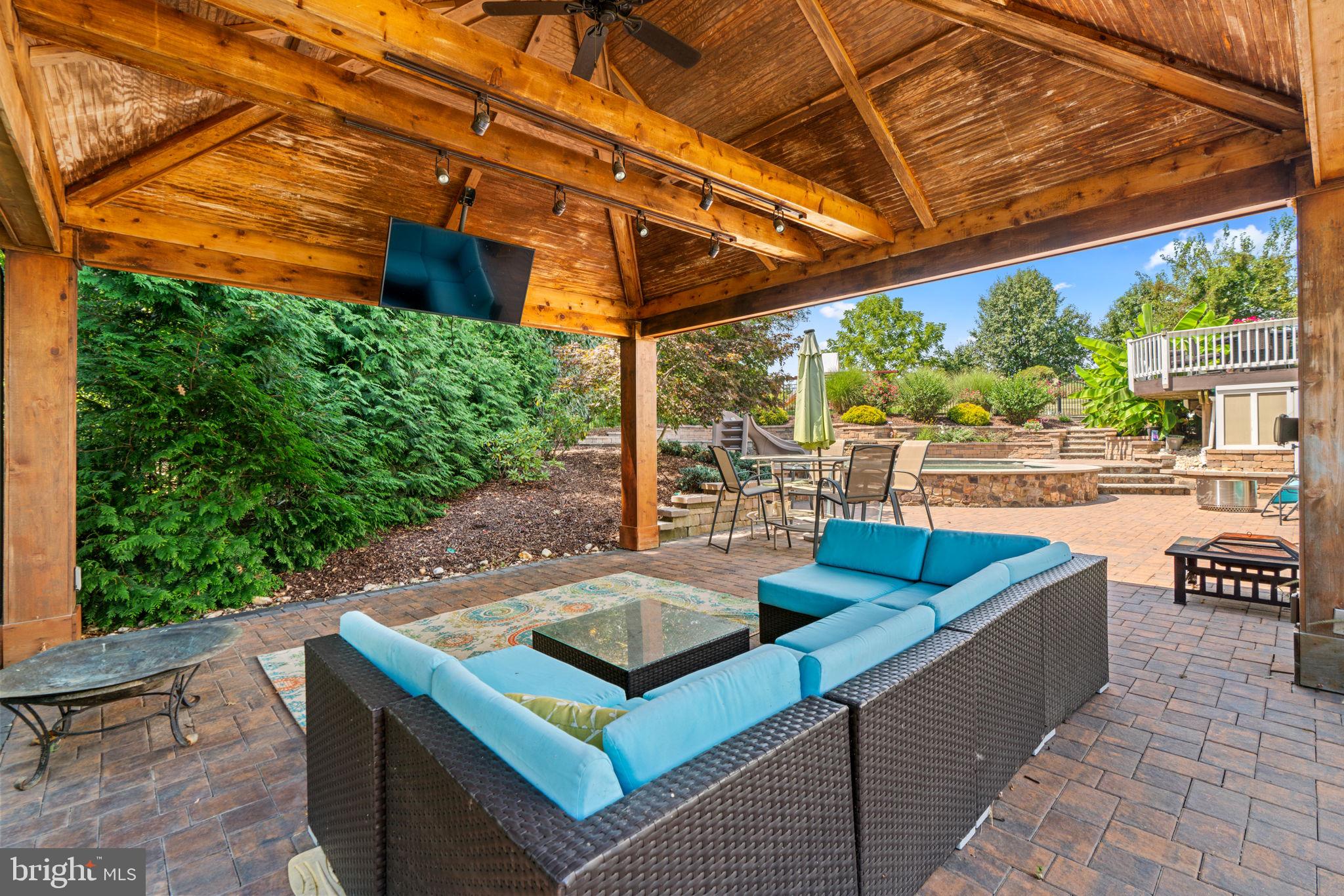 10379 WETHERBURN ROAD