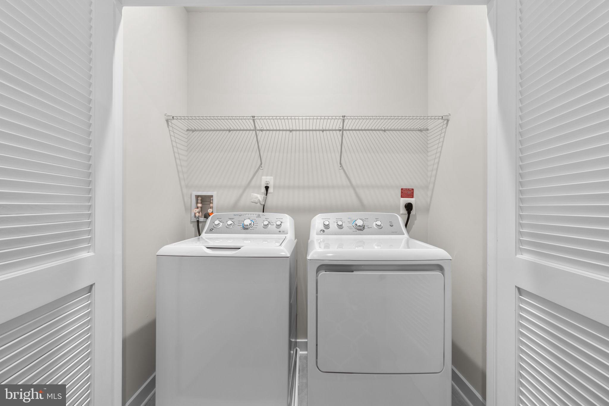 10421 RESORT ROAD Unit: E