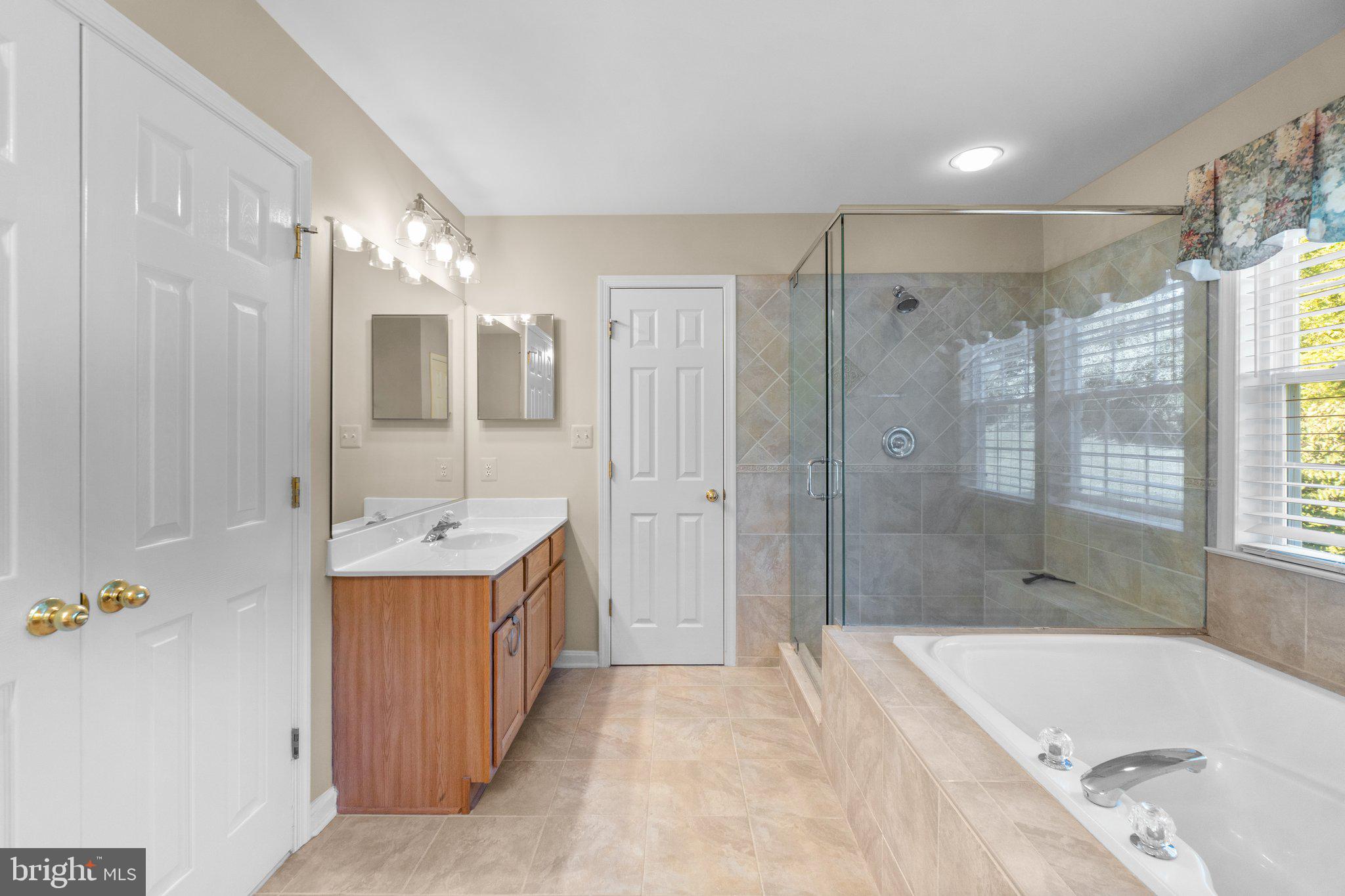 1836 QUARTER HORSE DRIVE