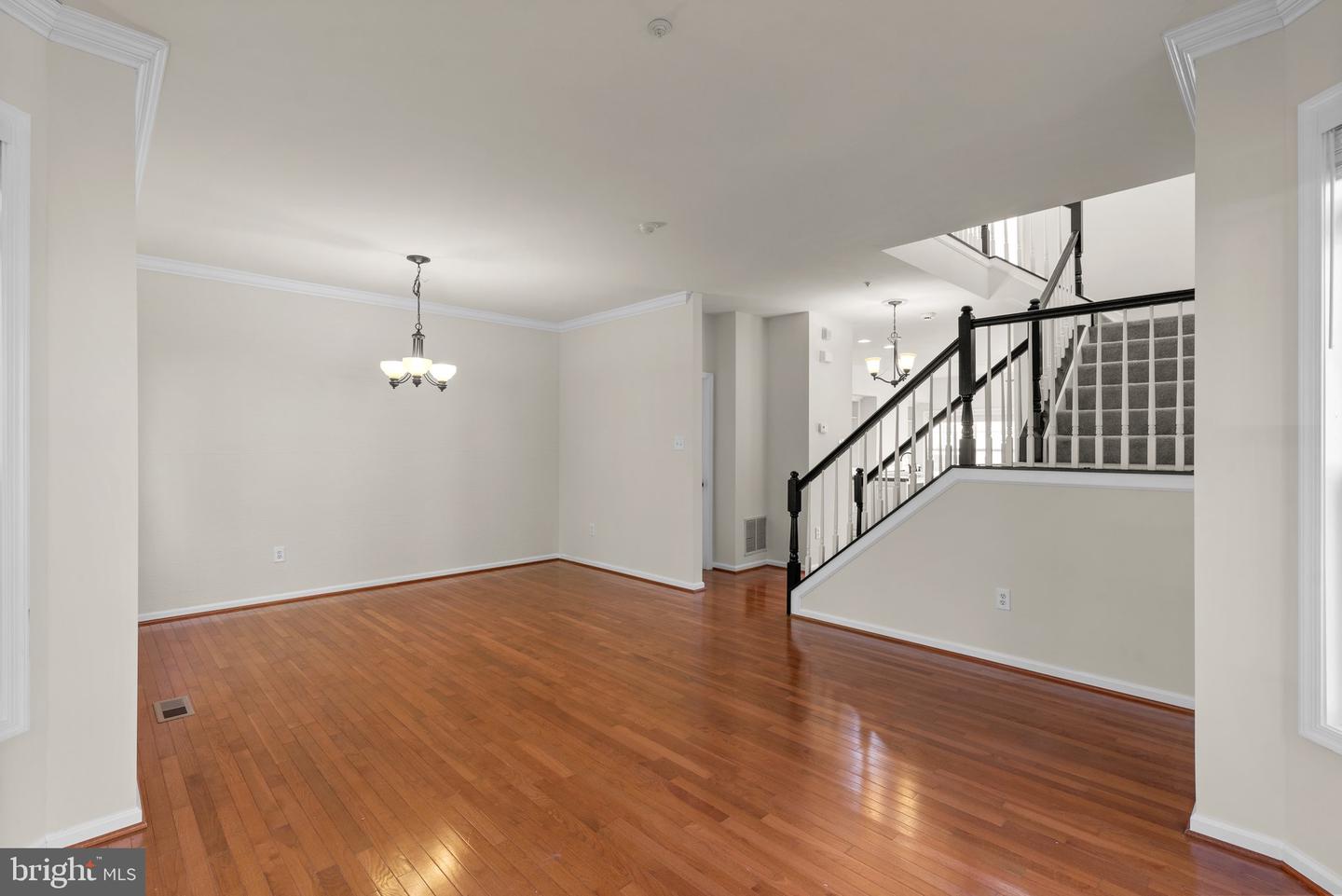 10214 RUTLAND ROUND ROAD Unit: 70