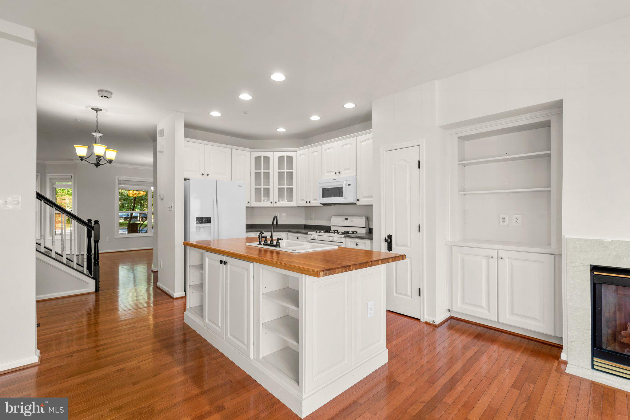 10214 RUTLAND ROUND ROAD Unit: 70